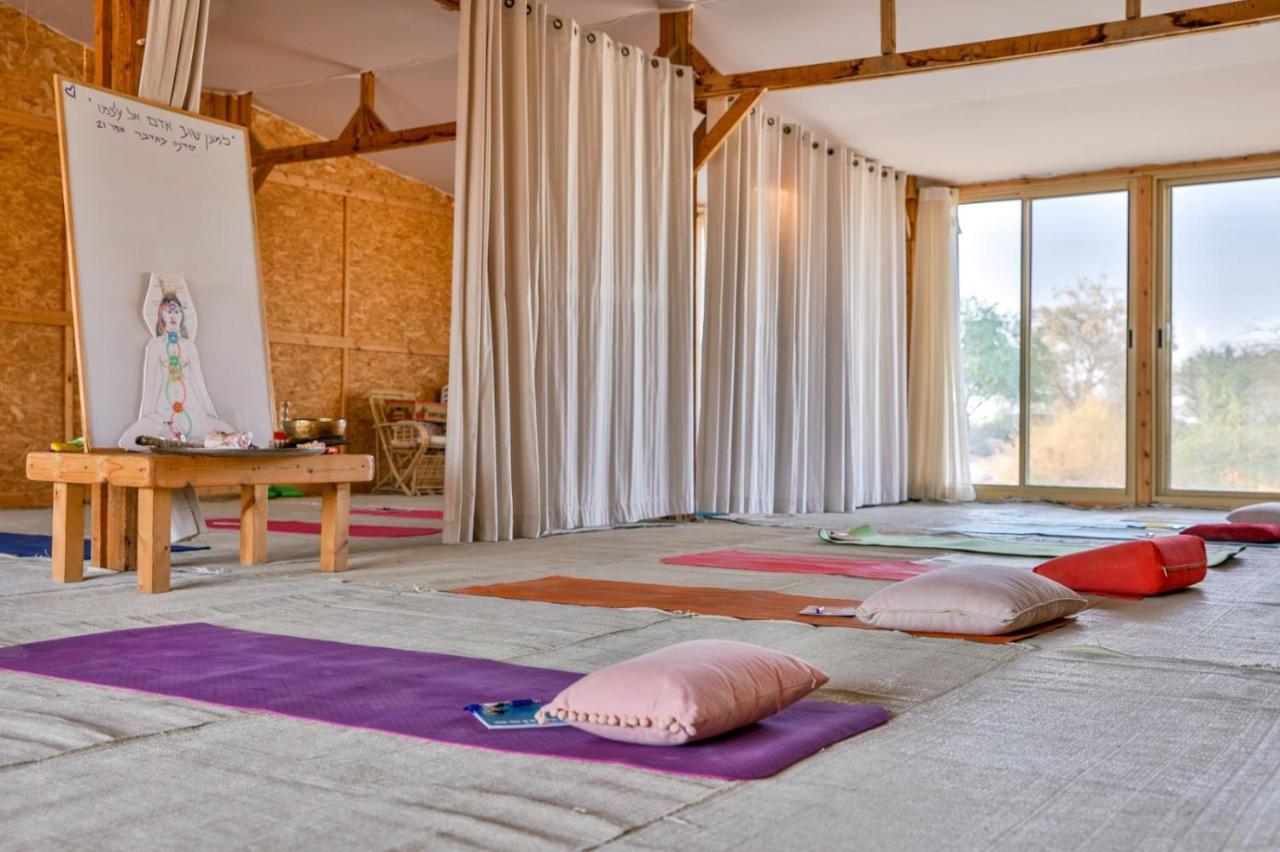 Desert Days Mud Cabin'S Resort Tzukim Esterno foto