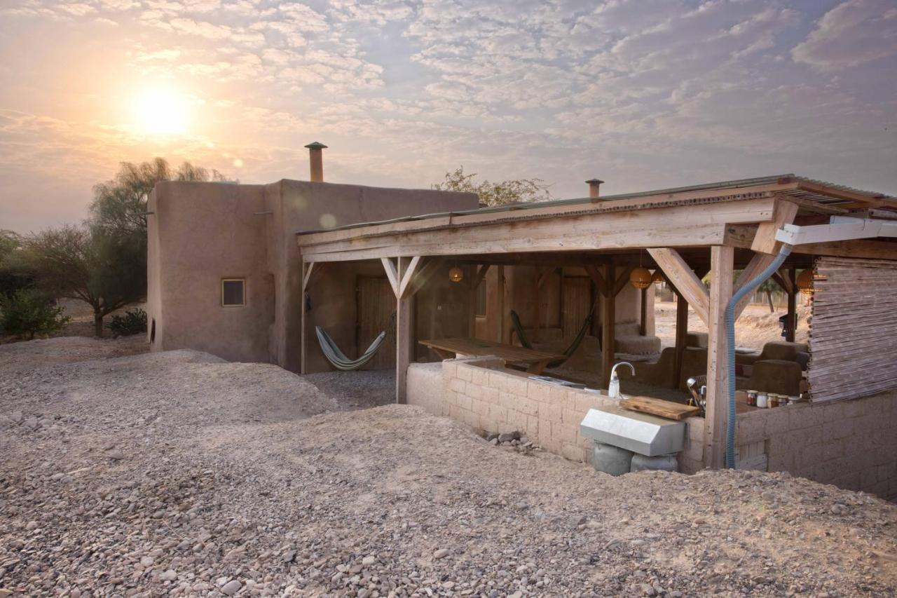 Desert Days Mud Cabin'S Resort Tzukim Esterno foto
