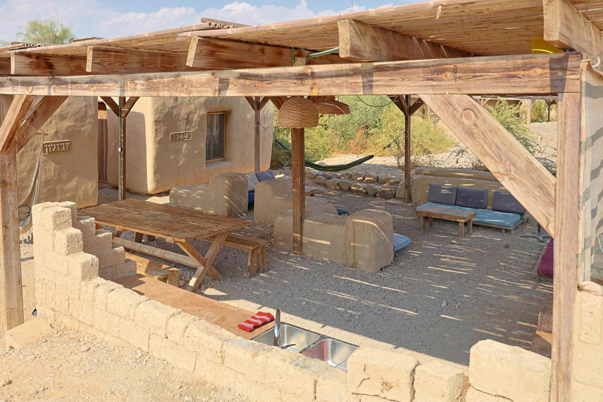 Desert Days Mud Cabin'S Resort Tzukim Esterno foto