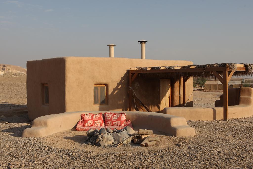 Desert Days Mud Cabin'S Resort Tzukim Esterno foto